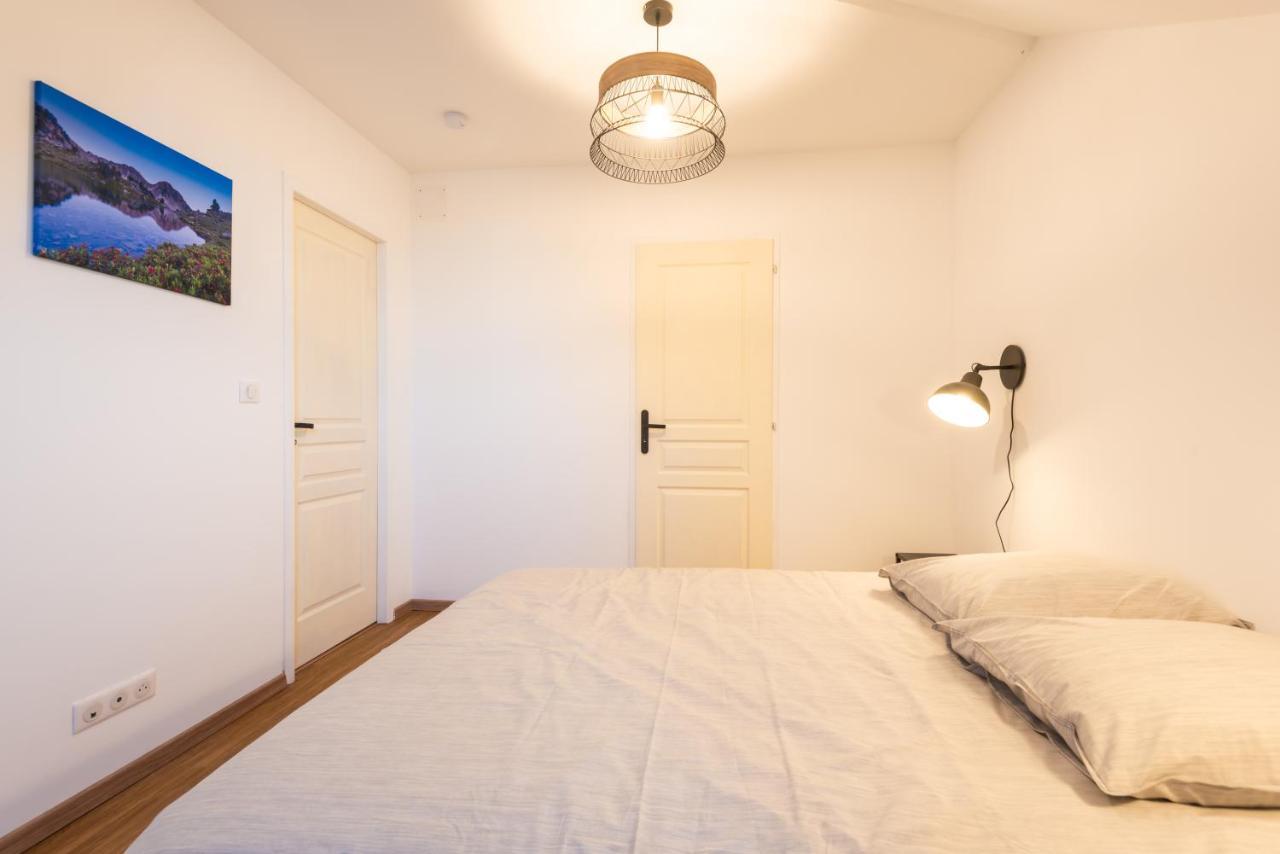 Appartement Coeur De Ville - Au Calme - Wifi - Four, Lave-Seche Linge Pau Zewnętrze zdjęcie